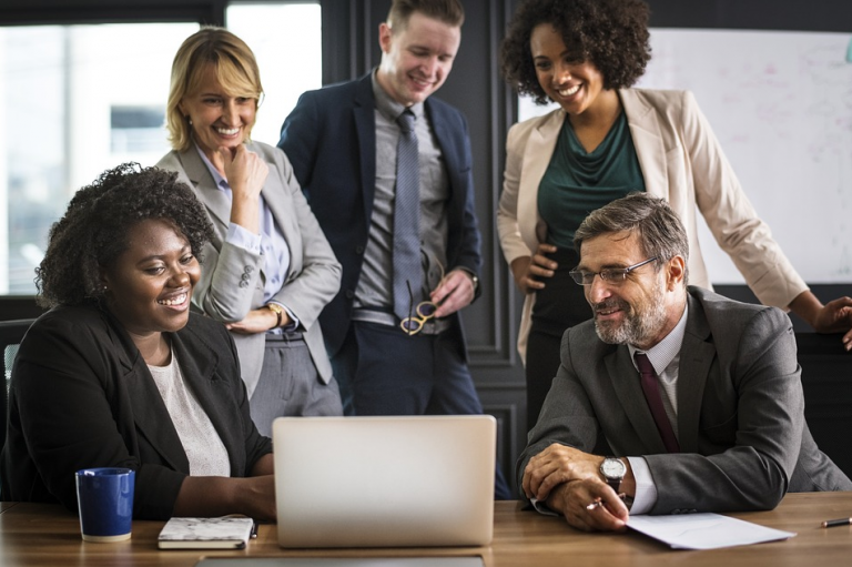 Software Development - Many people giving feedback for agile development
